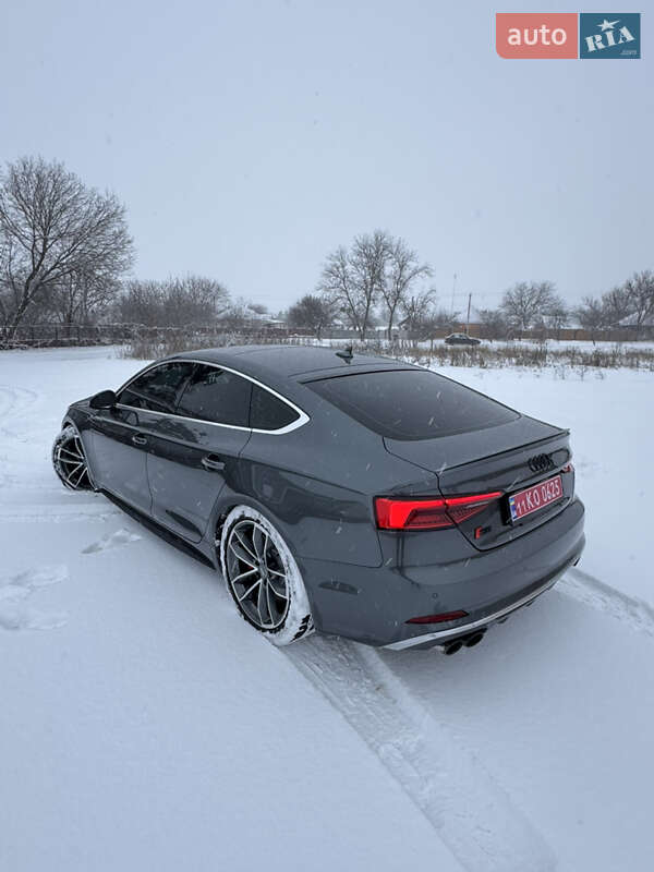Купе Audi S5 2017 в Черкасах