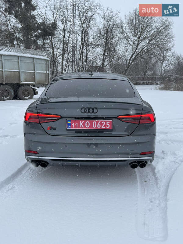 Купе Audi S5 2017 в Черкасах
