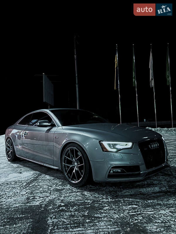 Купе Audi S5 2015 в Києві