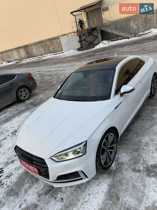Купе Audi S5 2018 в Львові