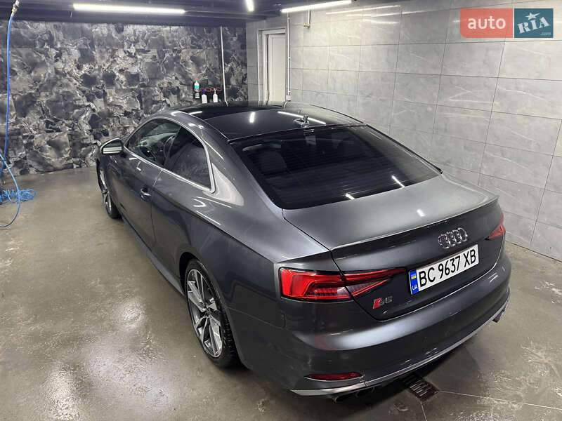 Купе Audi S5 2017 в Львові