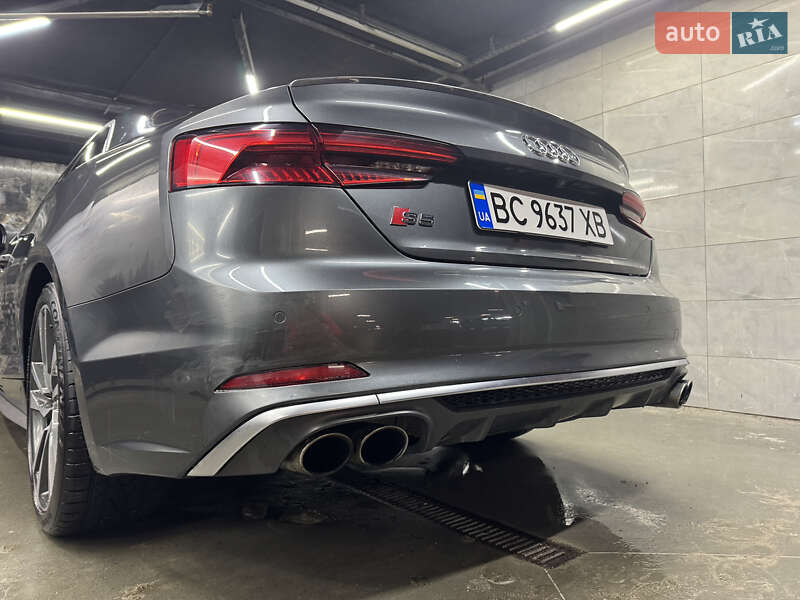 Купе Audi S5 2017 в Львові