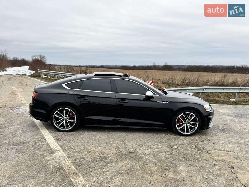 Купе Audi S5 2018 в Львові