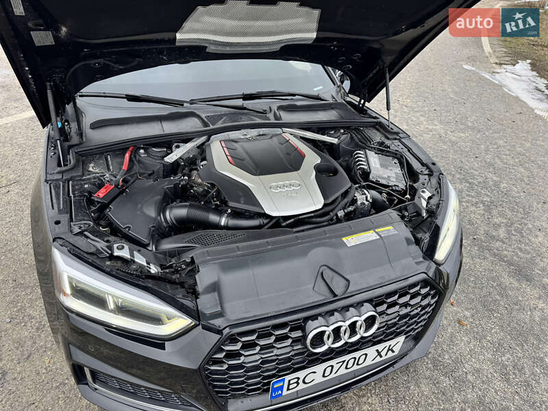 Купе Audi S5 2018 в Львові