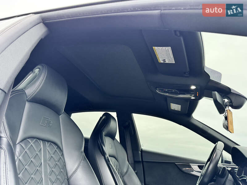 Купе Audi S5 2018 в Львові