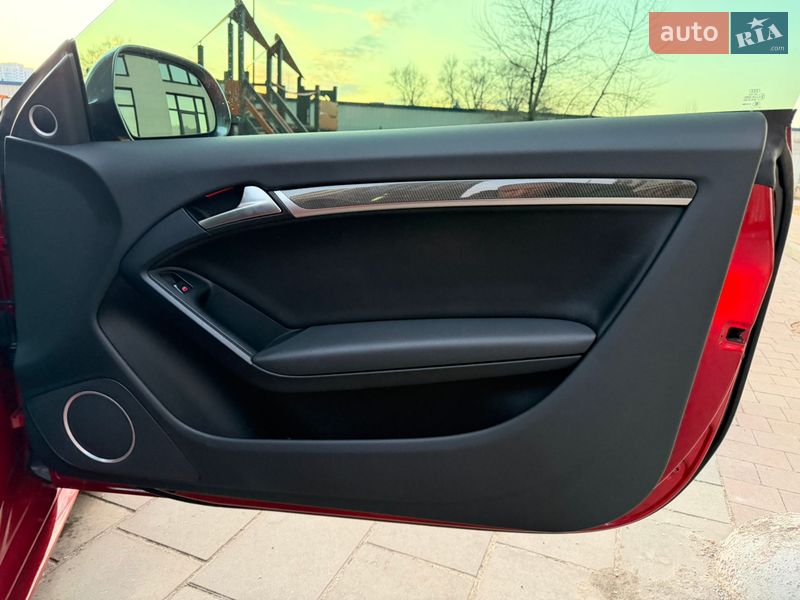 Купе Audi S5 2008 в Киеве