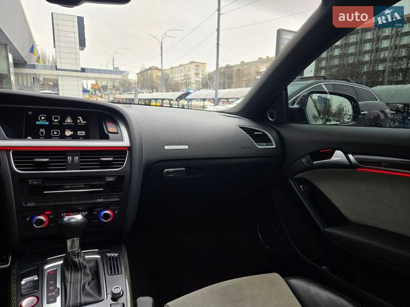 Купе Audi S5 2015 в Киеве