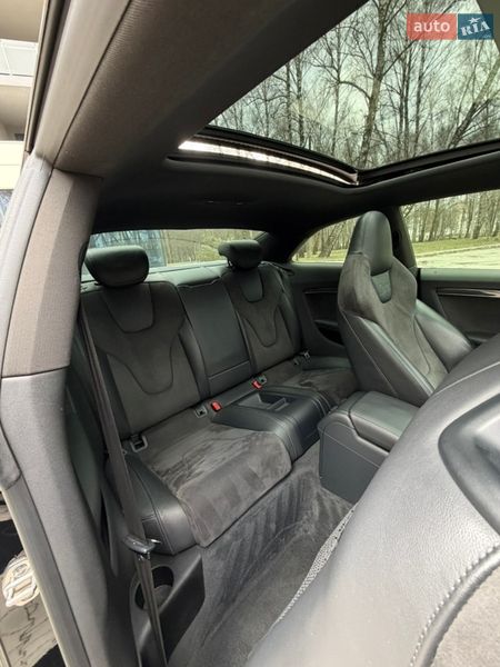 Купе Audi S5 2013 в Тернополі