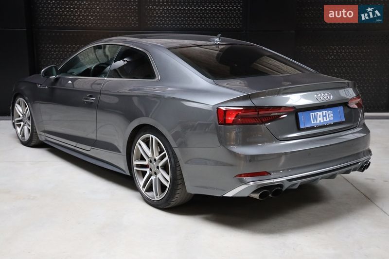 Купе Audi S5 2017 в Луцке