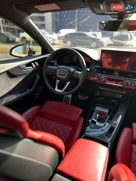 Лифтбек Audi S5 2024 в Киеве