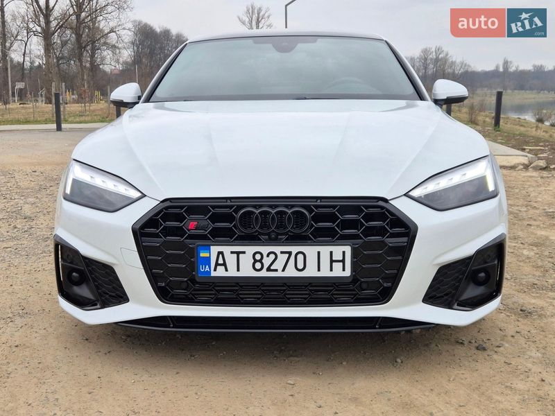 Купе Audi S5 2019 в Коломые