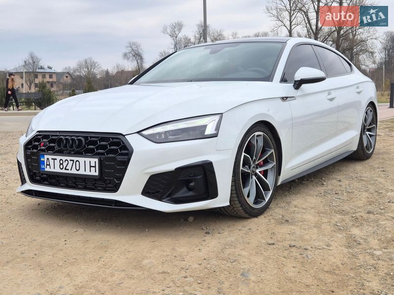 Купе Audi S5 2019 в Коломые