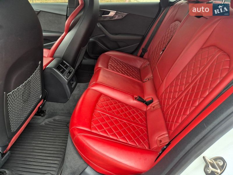 Купе Audi S5 2019 в Коломые