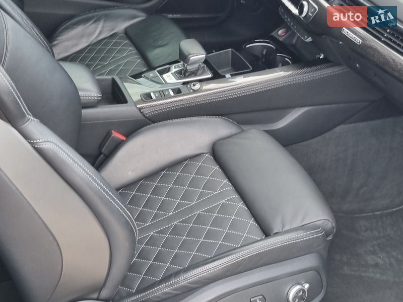 Кабриолет Audi S5 2019 в Ровно