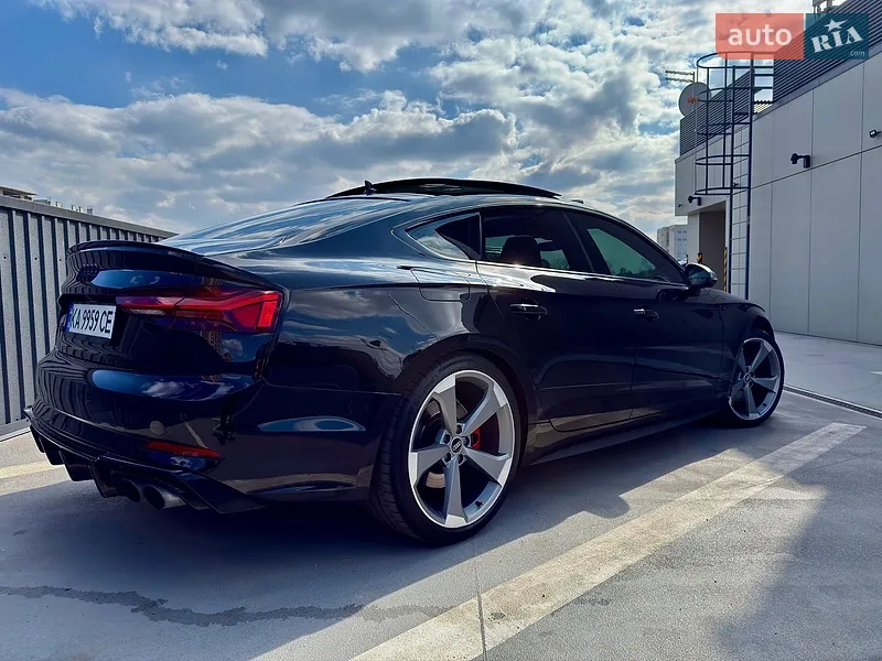 Audi S5