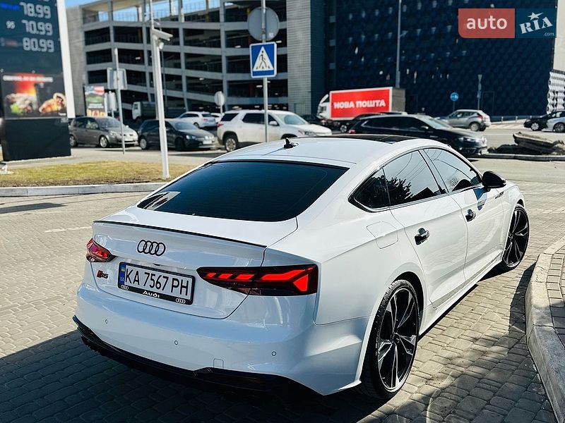 Лифтбек Audi S5 2024 в Киеве
