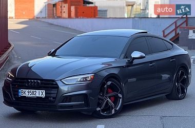 Купе Audi S5 2018 в Києві