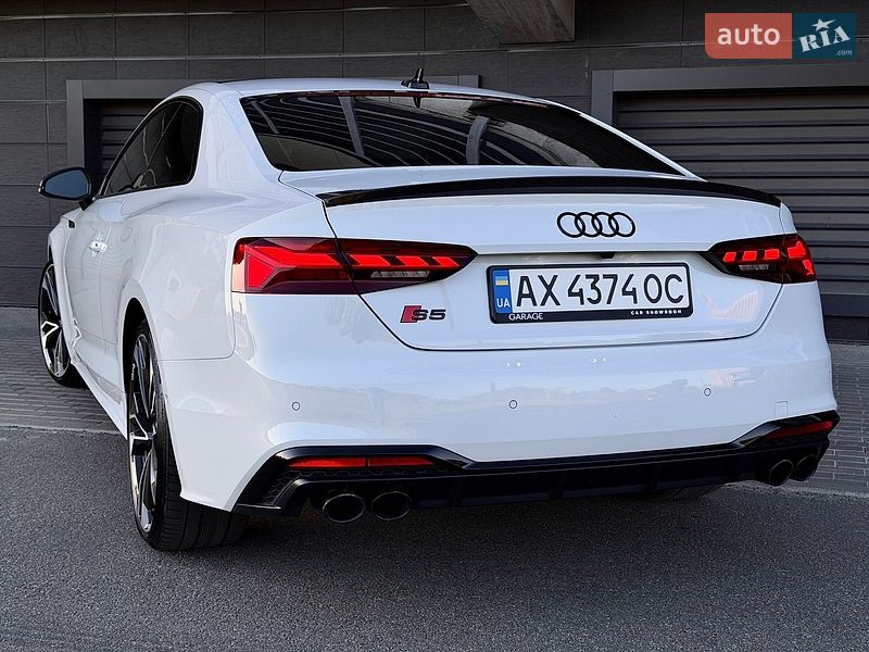 Купе Audi S5 2023 в Киеве