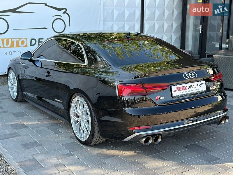Купе Audi S5 2017 в Киеве