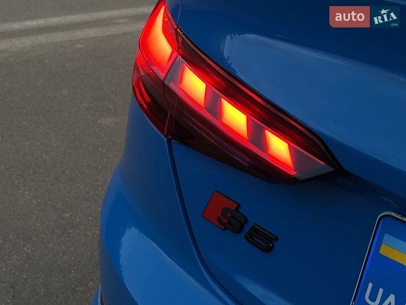 Купе Audi S5 2018 в Киеве
