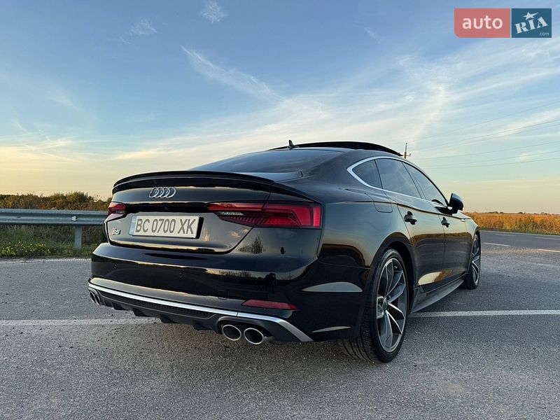 Купе Audi S5 2018 в Львове