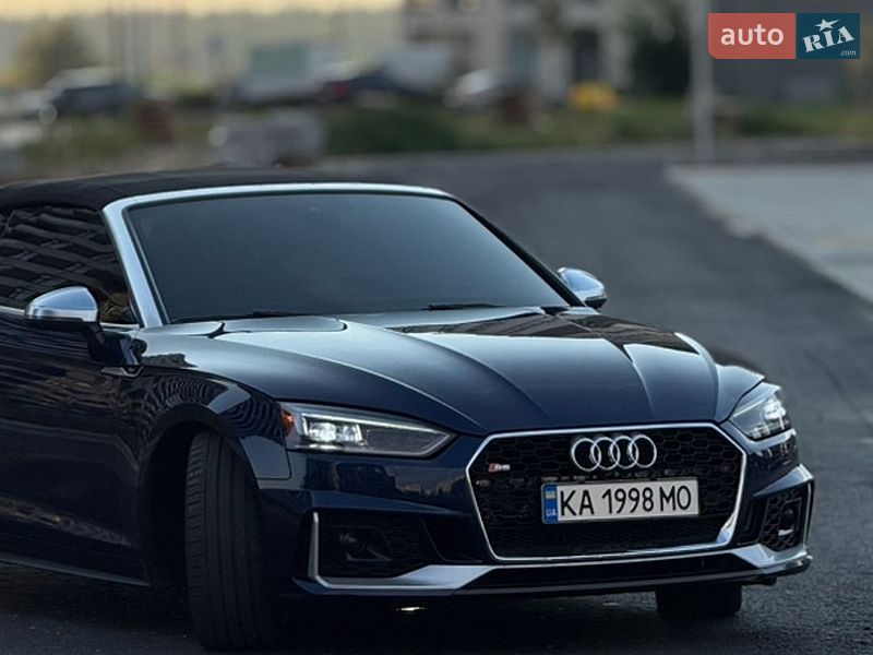 Кабриолет Audi S5 2017 в Киеве