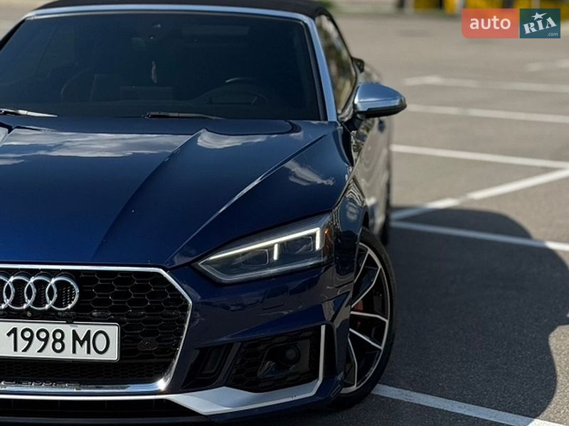 Кабриолет Audi S5 2017 в Киеве
