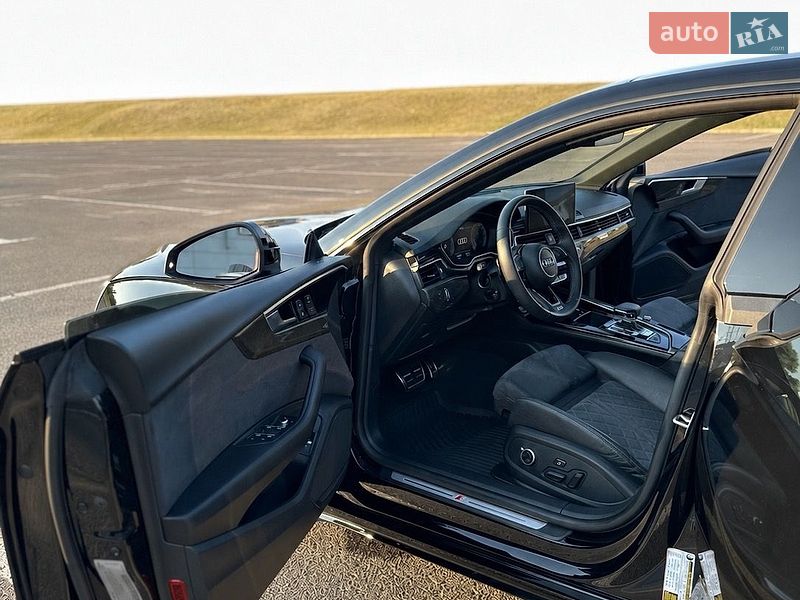 Купе Audi S5 2022 в Кривому Розі