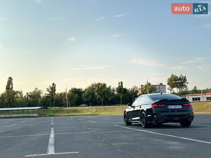 Купе Audi S5 2022 в Кривому Розі
