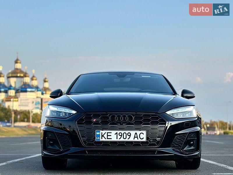 Купе Audi S5 2022 в Кривому Розі