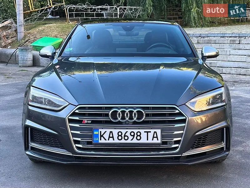 Audi S5