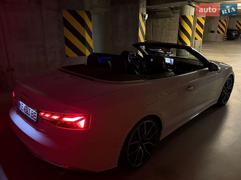 Кабріолет Audi S5 2021 в Києві