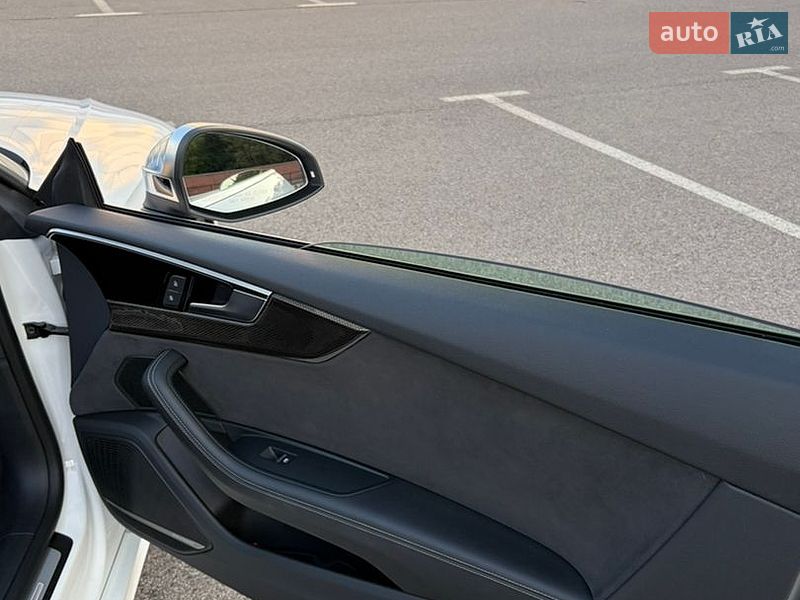 Кабріолет Audi S5 2021 в Києві