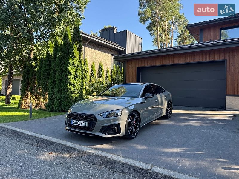 Купе Audi S5 2020 в Киеве