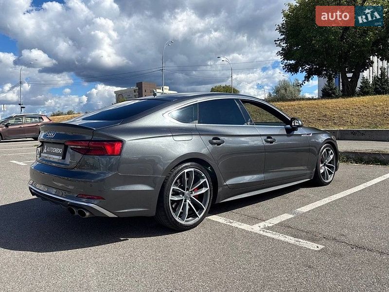 Купе Audi S5 2018 в Киеве