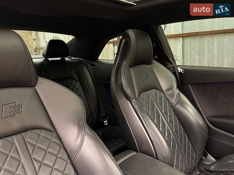 Купе Audi S5 2017 в Киеве