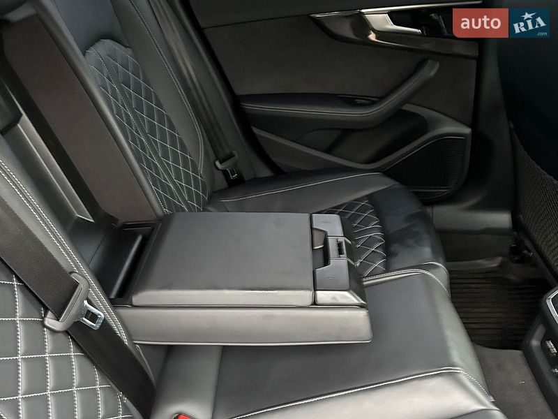 Лифтбек Audi S5 2024 в Ивано-Франковске