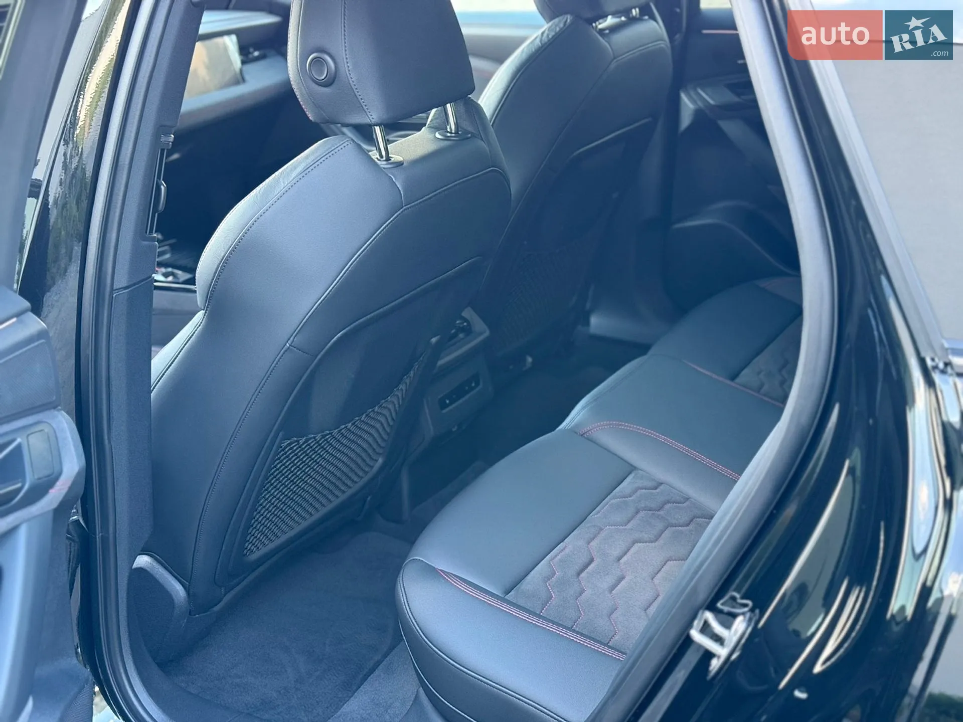 2025 Audi S6 - мініатюра 50