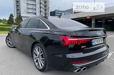 Седан Audi S6 2022 в 