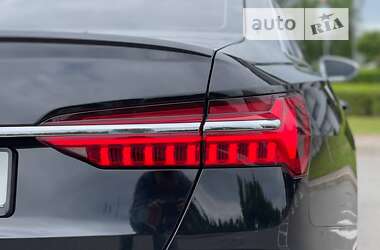 Седан Audi S6 2022 в 
