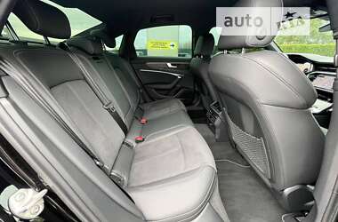 Седан Audi S6 2022 в 