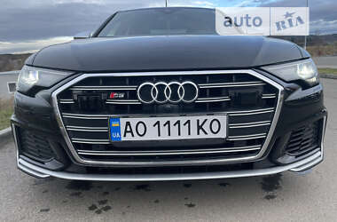 Седан Audi S6 2019 в Мукачево