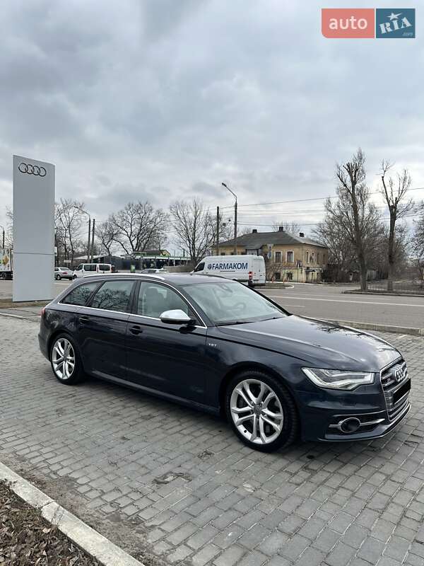 Универсал Audi S6 2012 в Киеве