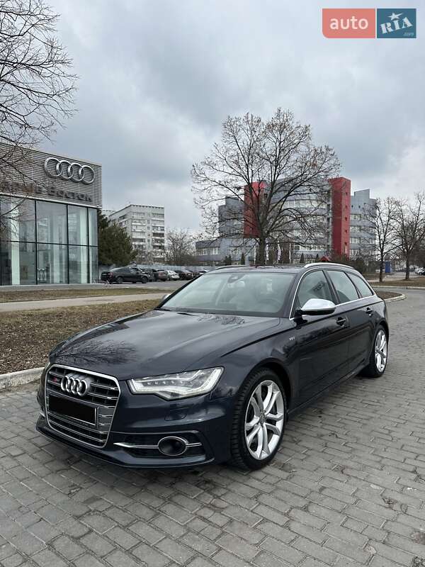 Audi S6 2012