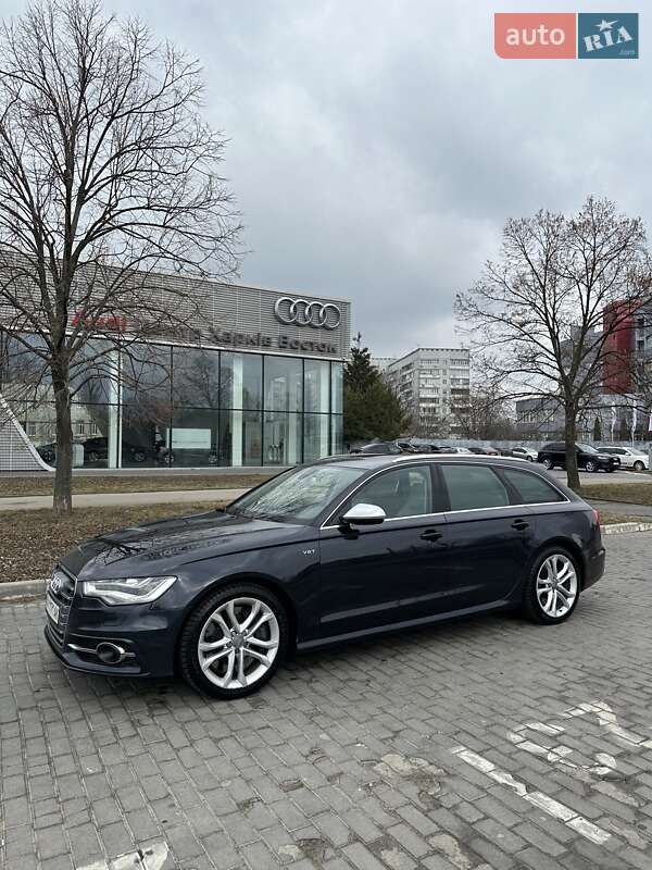 Универсал Audi S6 2012 в Киеве