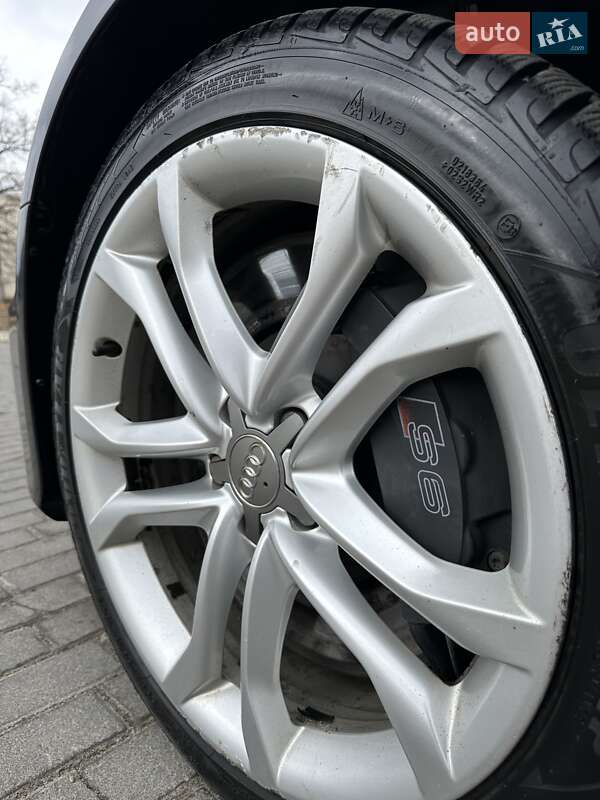 Универсал Audi S6 2012 в Киеве