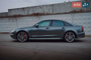 Седан Audi S6 2017 в 