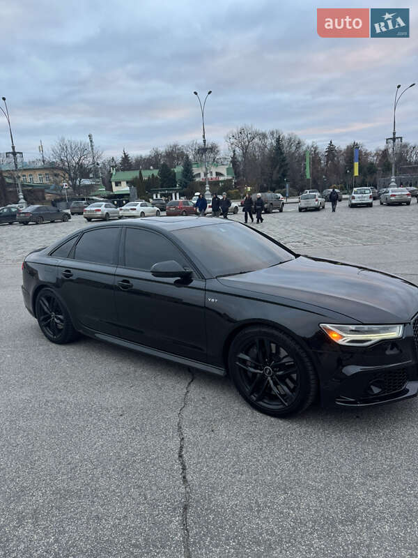 Седан Audi S6 2016 в Киеве