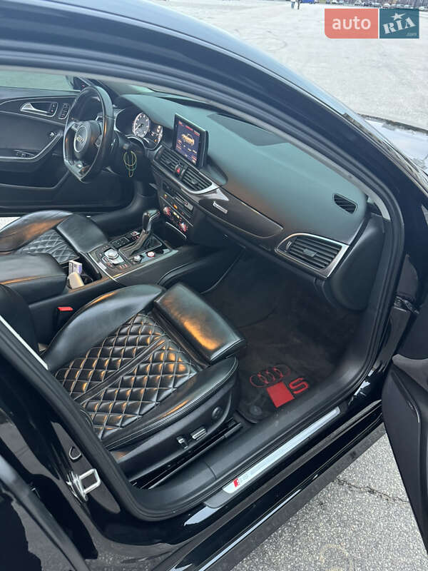 Седан Audi S6 2016 в Киеве