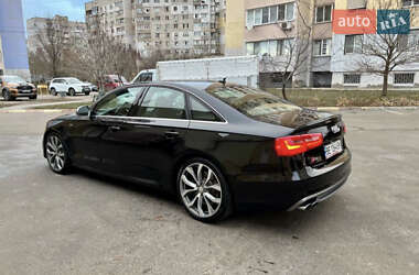 Седан Audi S6 2012 в 